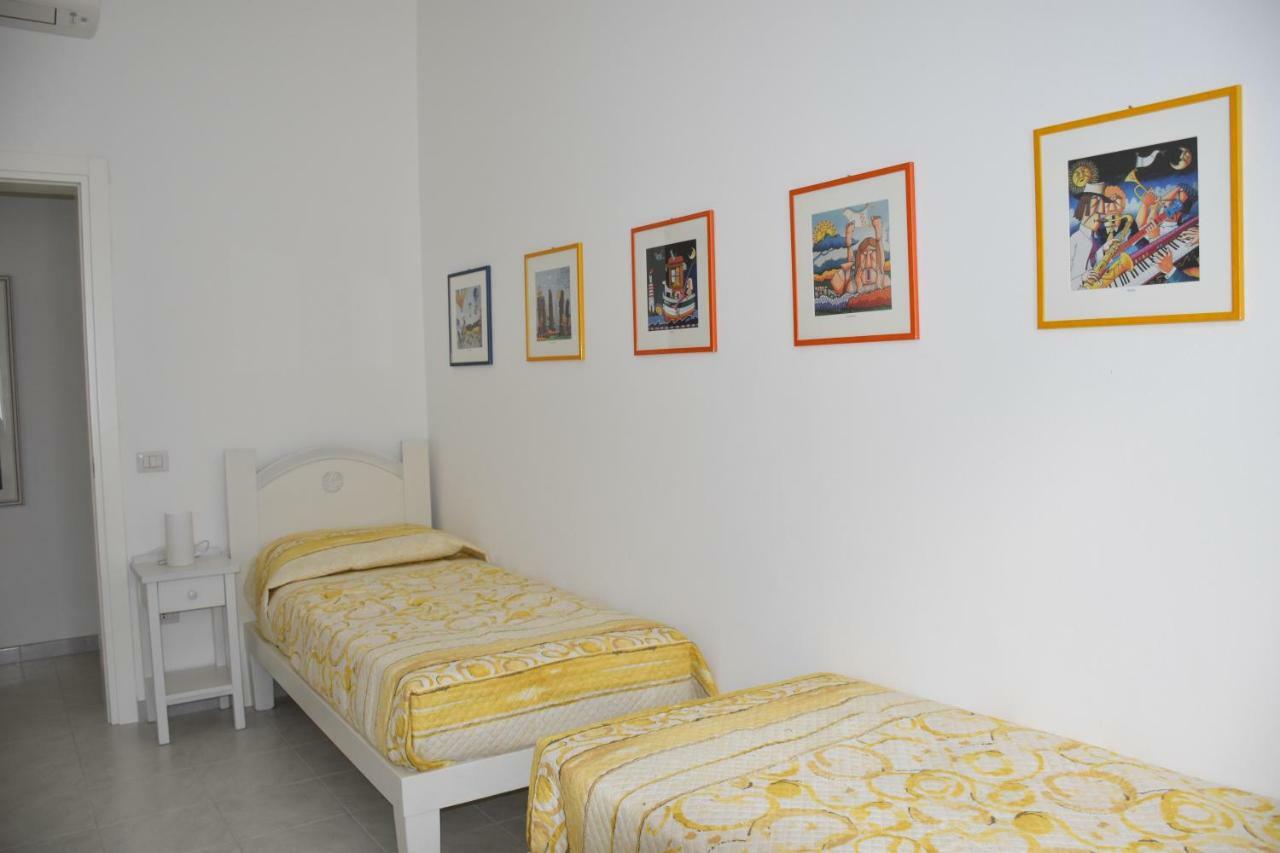 Ferienwohnung Casa Pepi Olbia Exterior foto