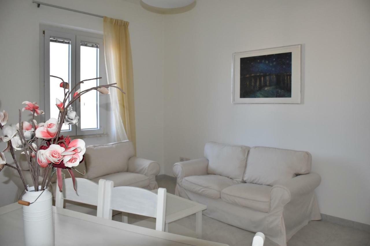 Ferienwohnung Casa Pepi Olbia Exterior foto